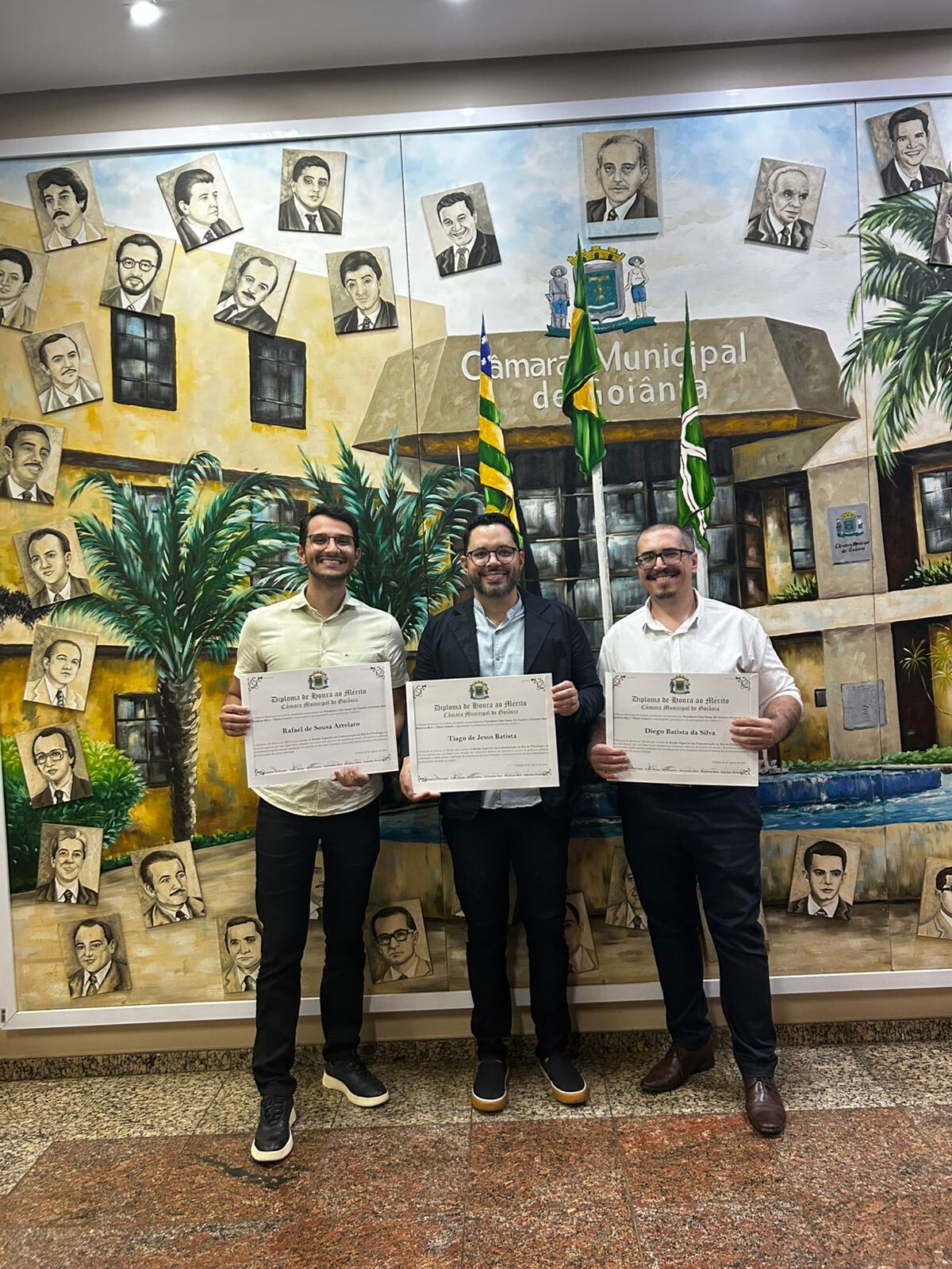 psicologos-do-crer-sao-homenageados-em-sessao-solene-da-camara-municipal-de-goiania